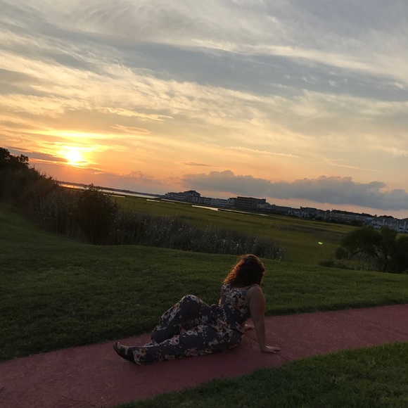 Meet your Posher, Julianna - Picture 1 of 1